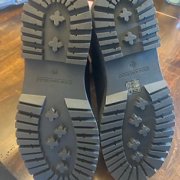 New in Box Good American Pull on Combat Chelsea Boots Size 11 - Picture 11 of 13